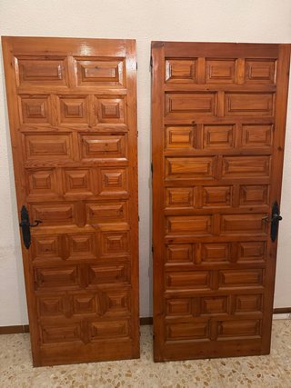 Puertas madera estilo castellano