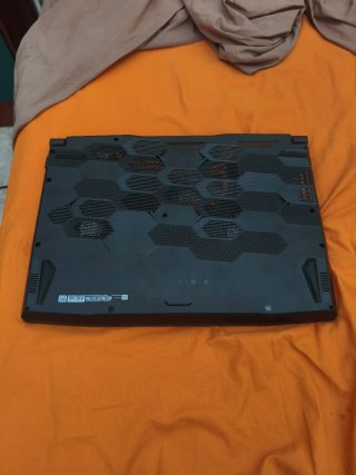 MSI Katana A15 AI B8VF Ryzen 7 RTX 4060 1TB