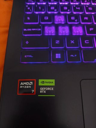 MSI Katana A15 AI B8VF Ryzen 7 RTX 4060 1TB