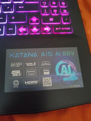 MSI Katana A15 AI B8VF Ryzen 7 RTX 4060 1TB
