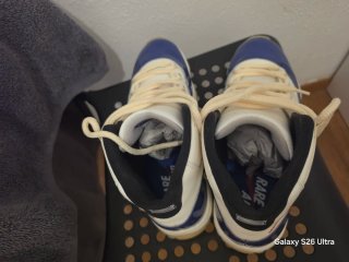 Jordan 11 Barcelona Talla 44