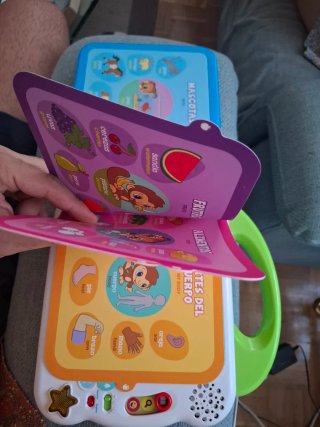Libro interactivo para aprender ingles