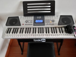 Piano Electrónico Rock RJ-681