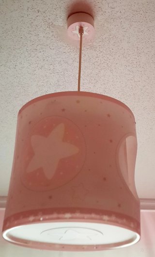 Lámpara de techo infantil estrellas rosa