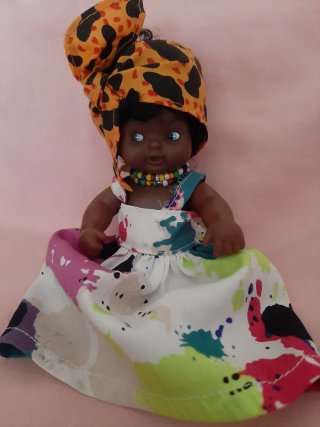 Muñeca Barriguitas Famosa color