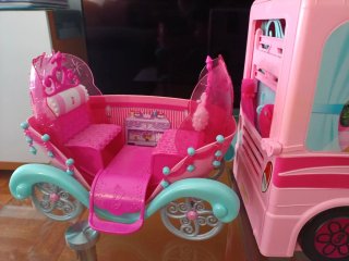 Casa de muñecas Barbie plegable