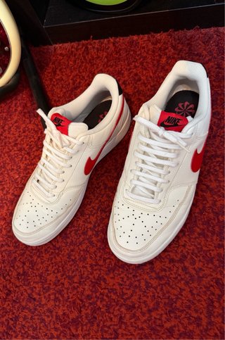Nike Court Vision Low Blancas y Rojas