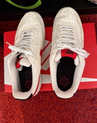 Nike Court Vision Low Blancas y Rojas