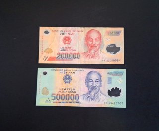 Billetes Vietnam 200.000 y 500.000 Dong