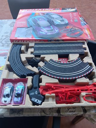 Scalextric Compact Cupra - ¡Como nuevo!