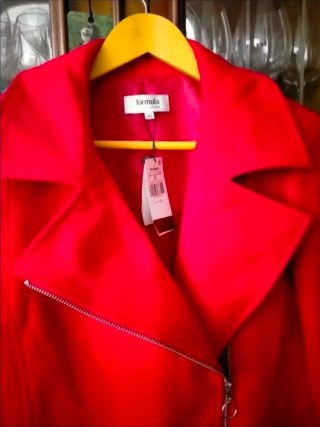 Abrigo Rojo Formula Joven Talla 42