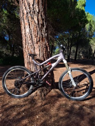 Santa Cruz Nomad Enduro
