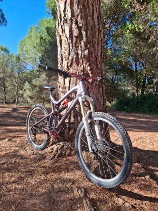 Santa Cruz Nomad Enduro