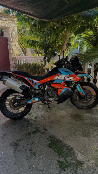 KTM 890 Adventure