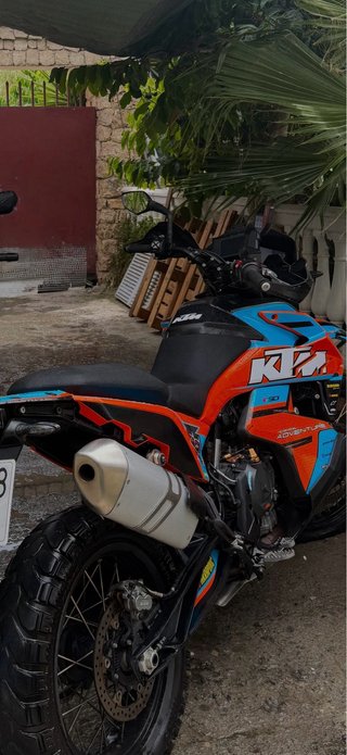 KTM 890 Adventure