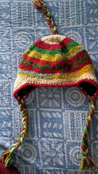 Gorro hippie / boho de lana natural hecho a mano
