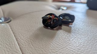Sony WF-1000XM4 nere – Per pezzi di ricambio