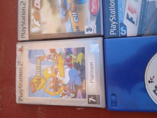 Console PlayStation 2 con giochi e accessori