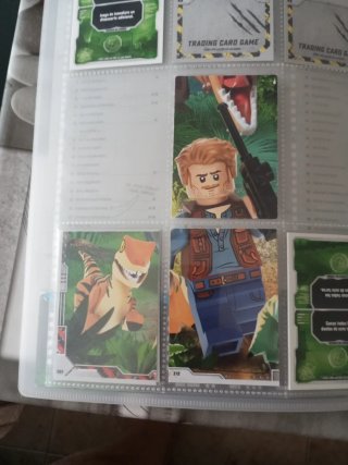 Álbum Coleccionista Jurassic World LEGO