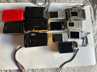 Lotto di Fotocamere Digitali e Analogiche
