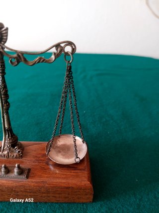 Bilancia Vintage Ottone e Legno
