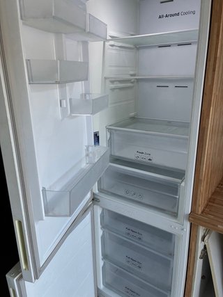 Frigorífico Combi Samsung No Frost A+ RB37J5000WW