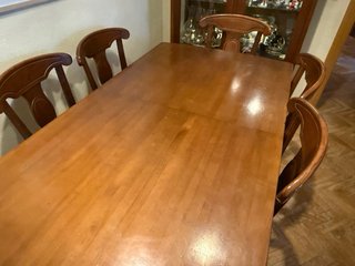 Mesa extensible 150x90 y 6 sillas de madera