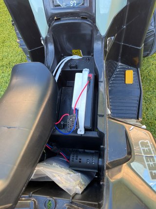 Quad eléctrico infantil Feber