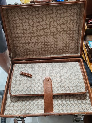 Maletín vintage beige y marrón