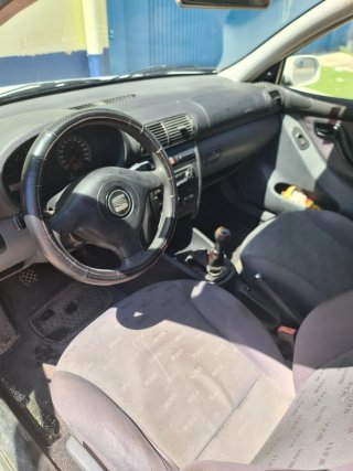SEAT Leon 2001