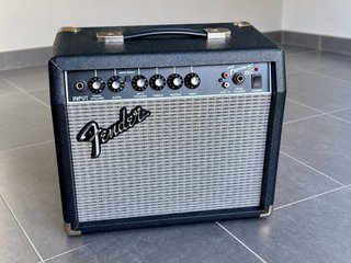 Fender Frontman 15G + Bluetooth UGREEN LDAC + RCA