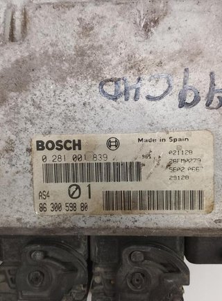 Centralita motor uce citroen 1185 0281001839 saxo