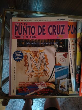 Punto de cruz, 17 revistas