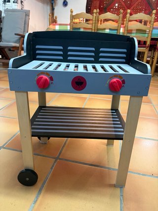 Barbacoa de juguete con accesorios