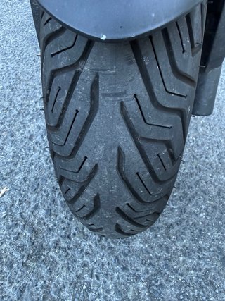 Kawasaki J300 2015