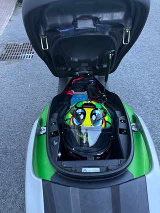 Kawasaki J300 2015