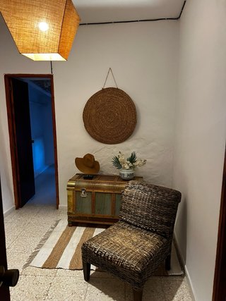 Baúl antiguo madera y metal
