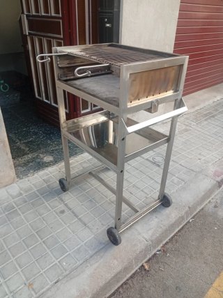 Barbacoa de imox y piedra