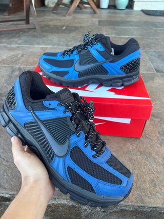 Nike Vomero 5 SE Talla 44