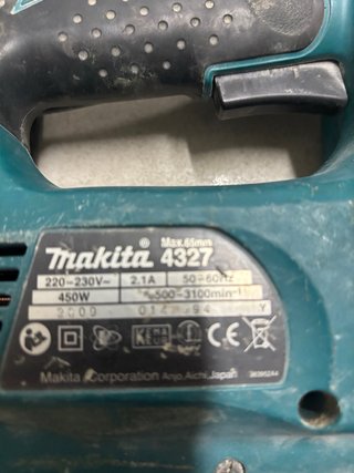 Caladora Makita