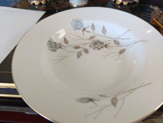 Narumi Parisienne Porcelana con Oro