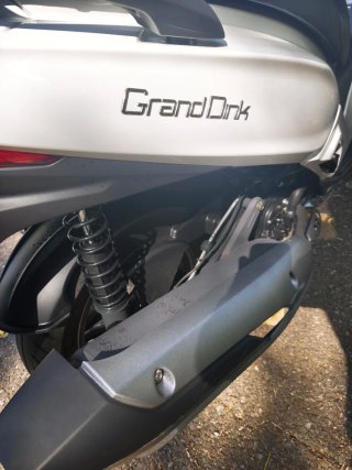 Kymco Grand Dink 300i Blanca