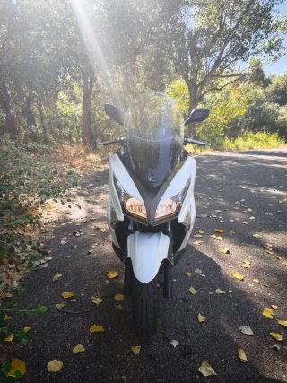 Kymco Grand Dink 300i Blanca