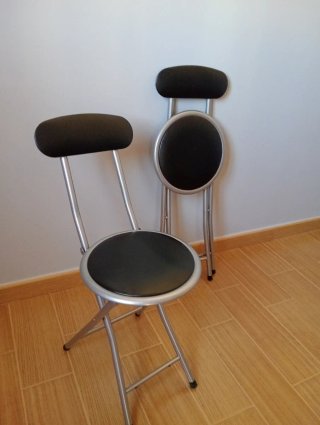 2 Taburetes Plegables Metal Negro. Sin estrenar