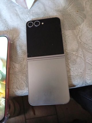 Samsung Galaxy Z Flip 6 Negro