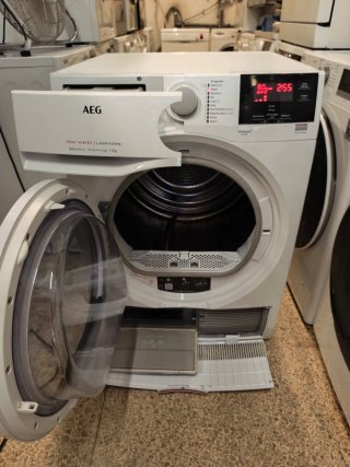Secadora AEG 8kg Bomba de Calor Clase A+++