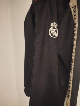 Chándal Real Madrid niño talla 14