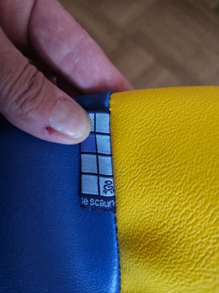 Puff Pelota Fútbol Azul y Amarillo