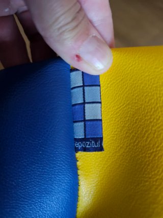 Puff Pelota Fútbol Azul y Amarillo