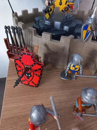 Playmobil Fortaleza Medieval con Figuras